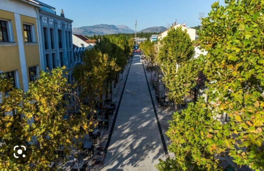 Apartment Center 23 Подгорица Екстериор снимка
